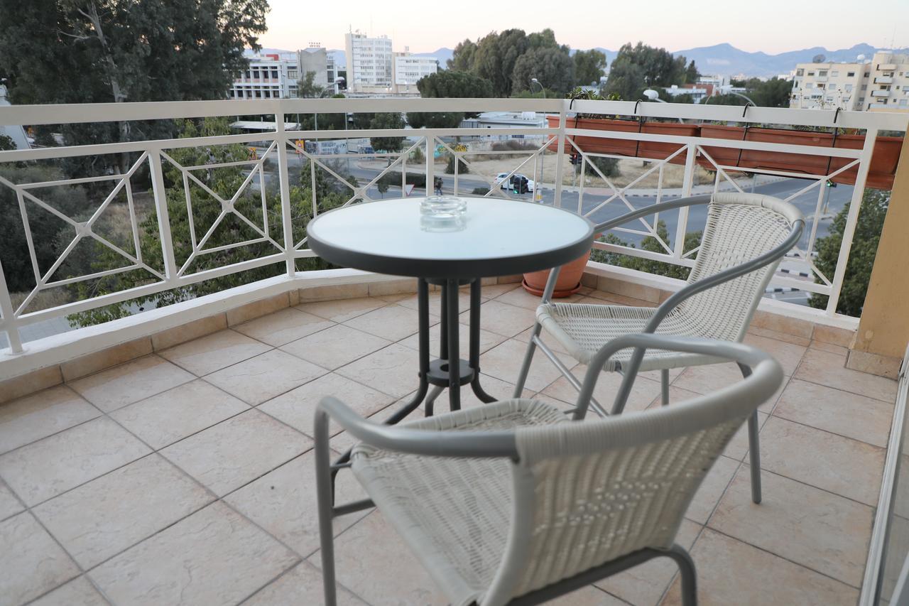 Bianco E U Apartment Nicosia Exterior photo